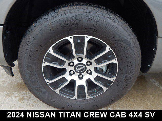 used 2024 Nissan Titan car, priced at $40,554