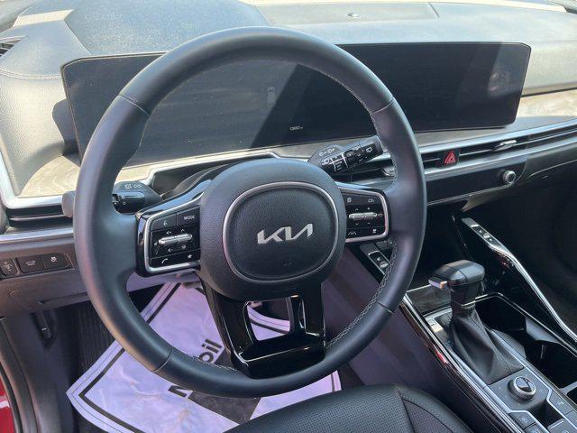 used 2024 Kia Sorento car, priced at $38,376