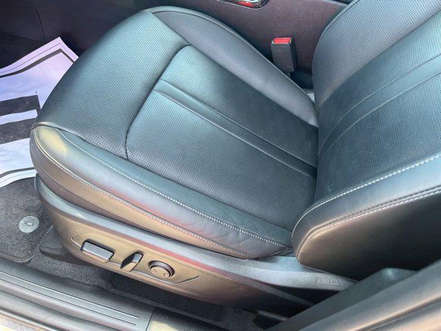 used 2024 Kia Sorento car, priced at $38,376