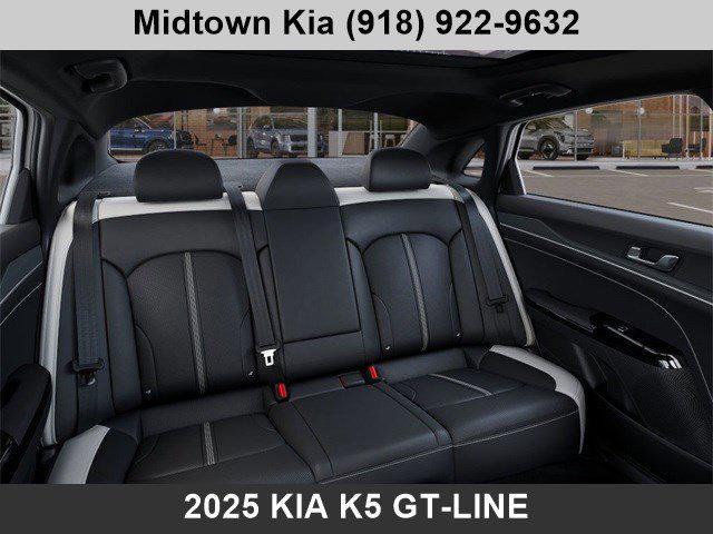 new 2025 Kia K5 car, priced at $33,025