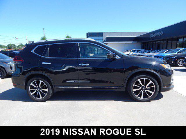 used 2019 Nissan Rogue car, priced at $17,920