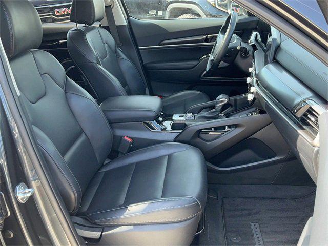 used 2024 Kia Telluride car, priced at $36,632