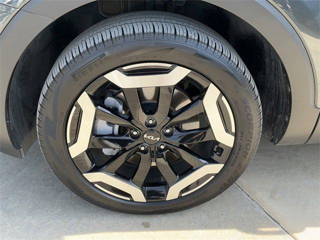 used 2024 Kia Telluride car, priced at $36,632