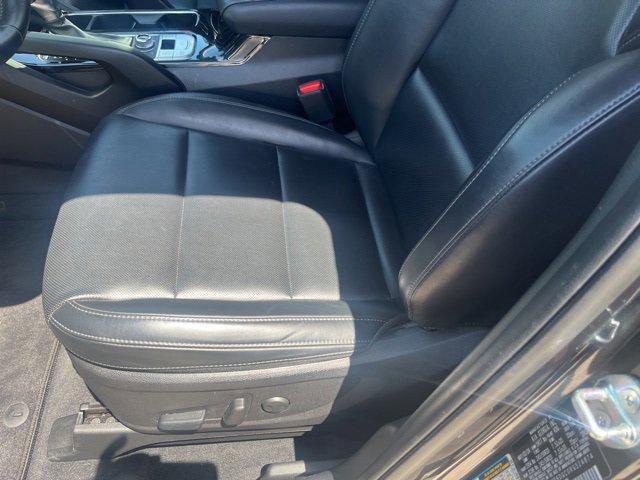 used 2024 Kia Telluride car, priced at $37,502
