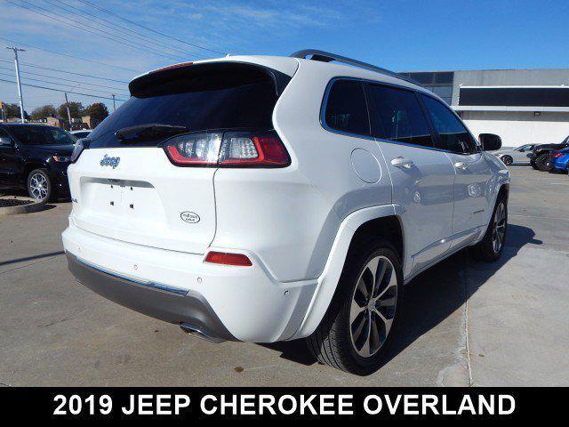 used 2019 Jeep Cherokee car, priced at $18,996