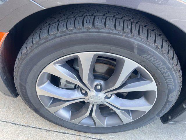 used 2018 Chrysler Pacifica car, priced at $15,892