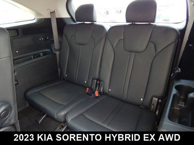used 2023 Kia Sorento Hybrid car, priced at $29,786