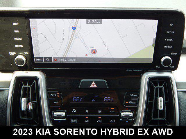 used 2023 Kia Sorento Hybrid car, priced at $29,786