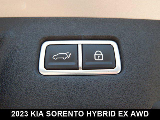 used 2023 Kia Sorento Hybrid car, priced at $29,786