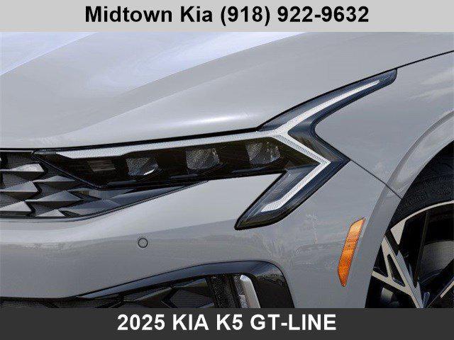 new 2025 Kia K5 car, priced at $30,045