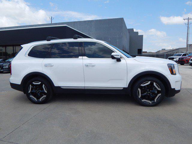 used 2024 Kia Telluride car, priced at $36,218