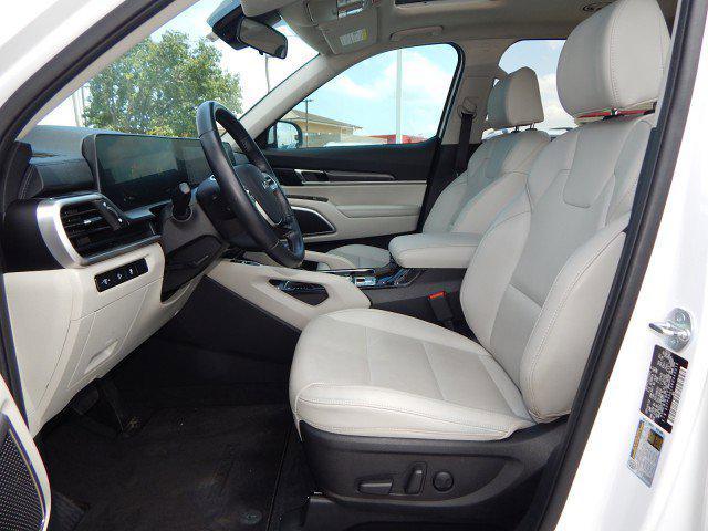 used 2024 Kia Telluride car, priced at $36,218