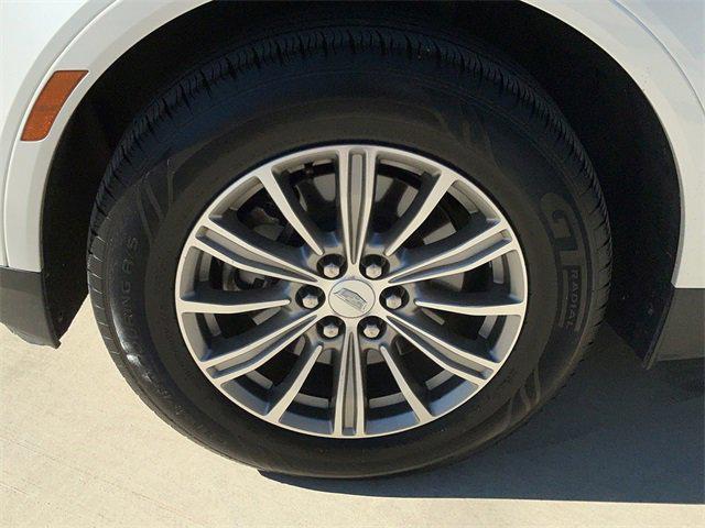 used 2017 Cadillac XT5 car, priced at $12,435