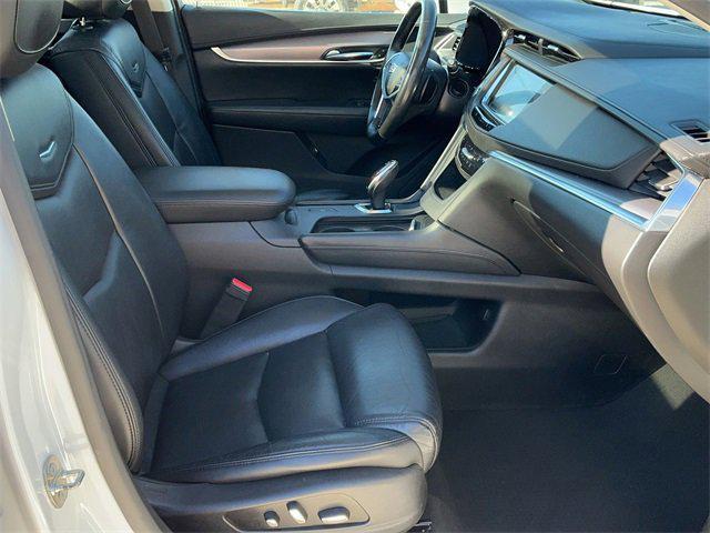 used 2017 Cadillac XT5 car, priced at $12,435