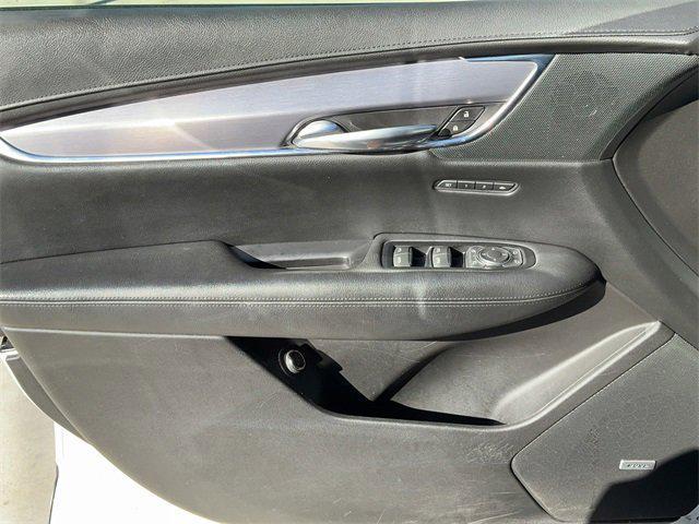 used 2017 Cadillac XT5 car, priced at $12,435