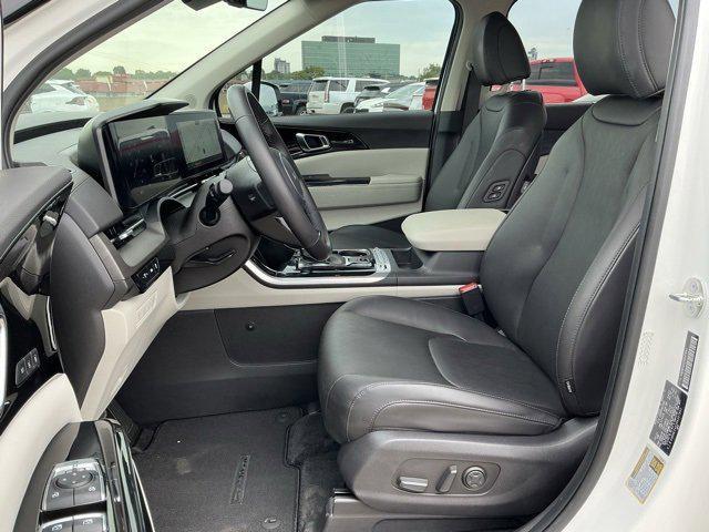 used 2024 Kia Carnival car, priced at $37,319