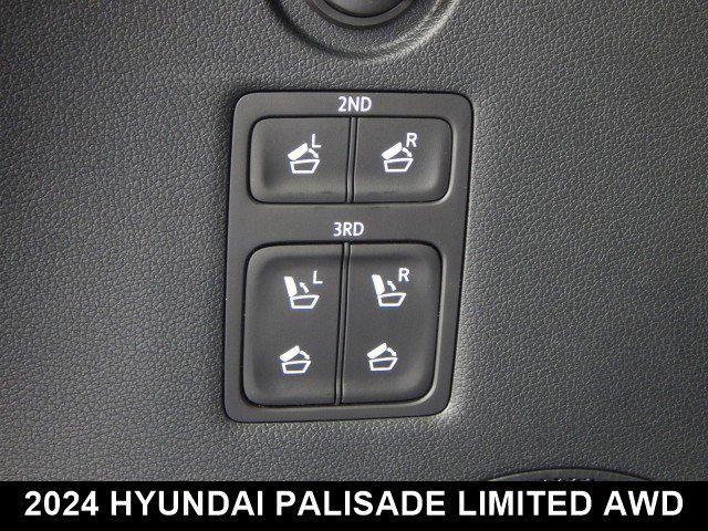 used 2024 Hyundai Palisade car, priced at $40,285