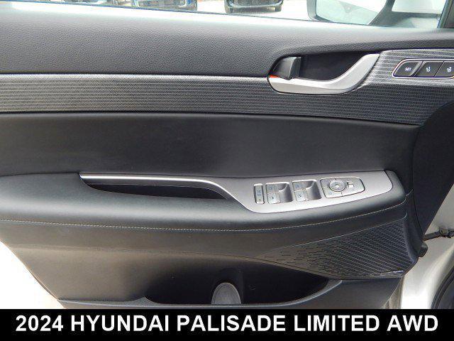 used 2024 Hyundai Palisade car, priced at $40,285