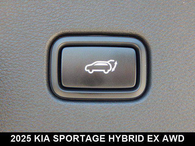 used 2025 Kia Sportage Hybrid car, priced at $34,126