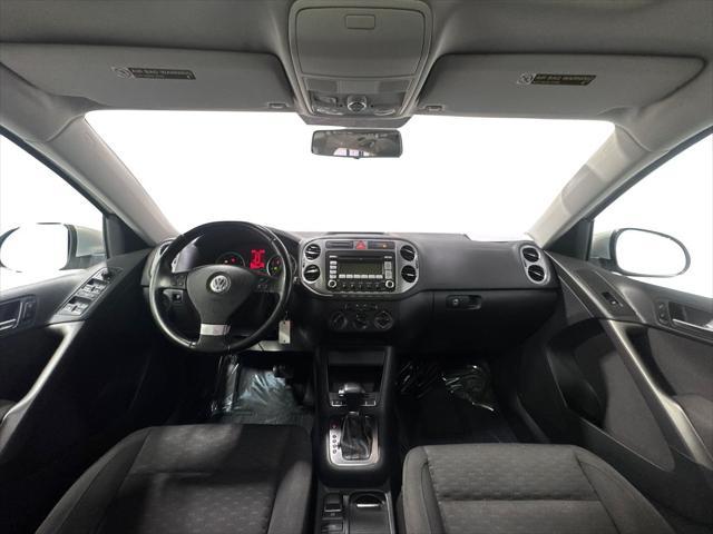 used 2009 Volkswagen Tiguan car, priced at $9,788