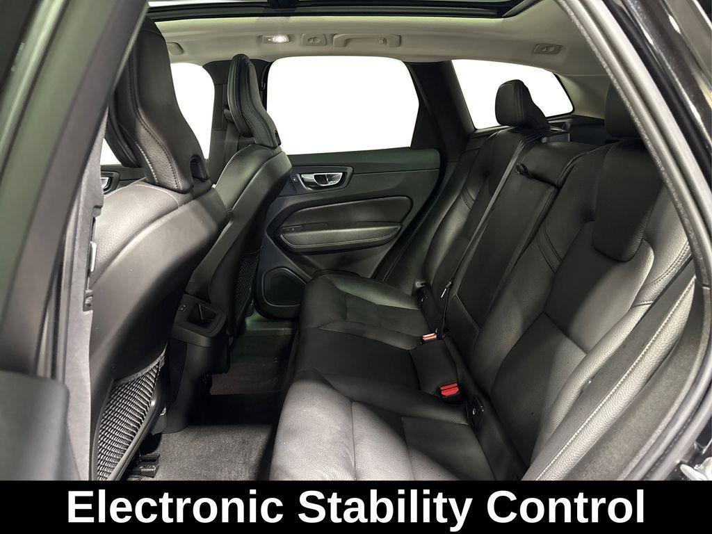 used 2022 Volvo XC60 car, priced at $25,988
