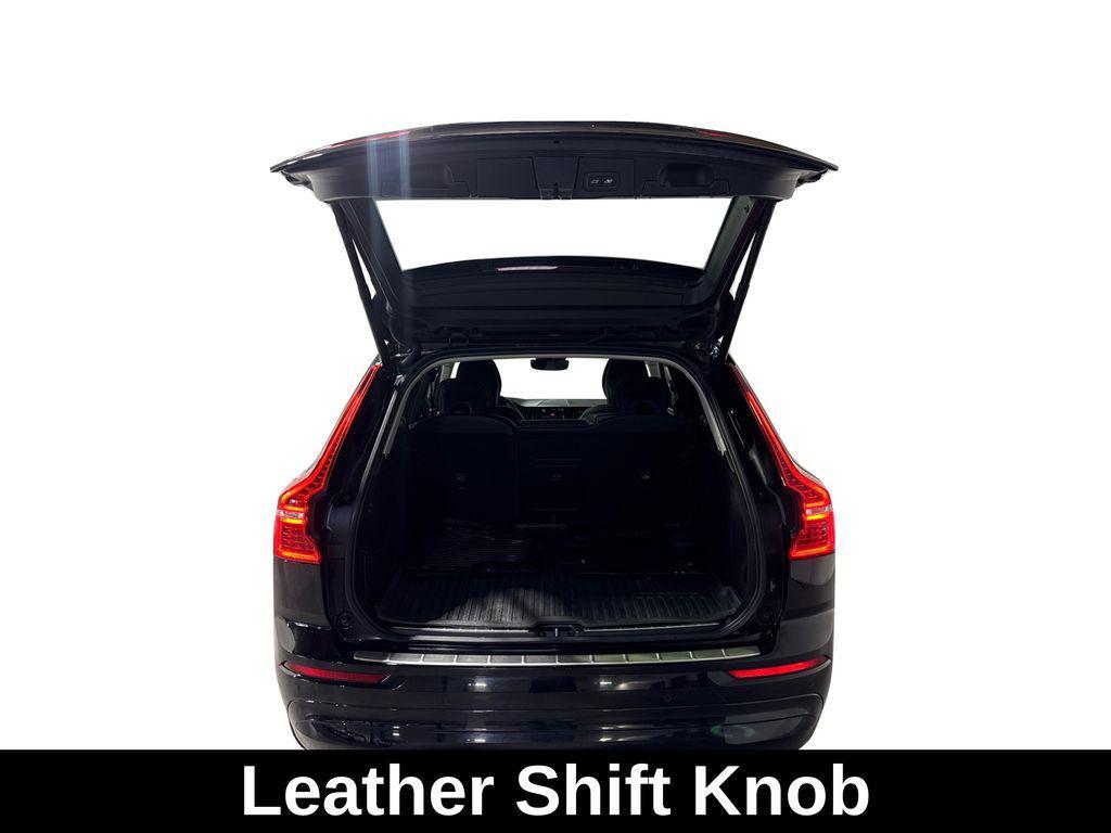 used 2022 Volvo XC60 car, priced at $25,988
