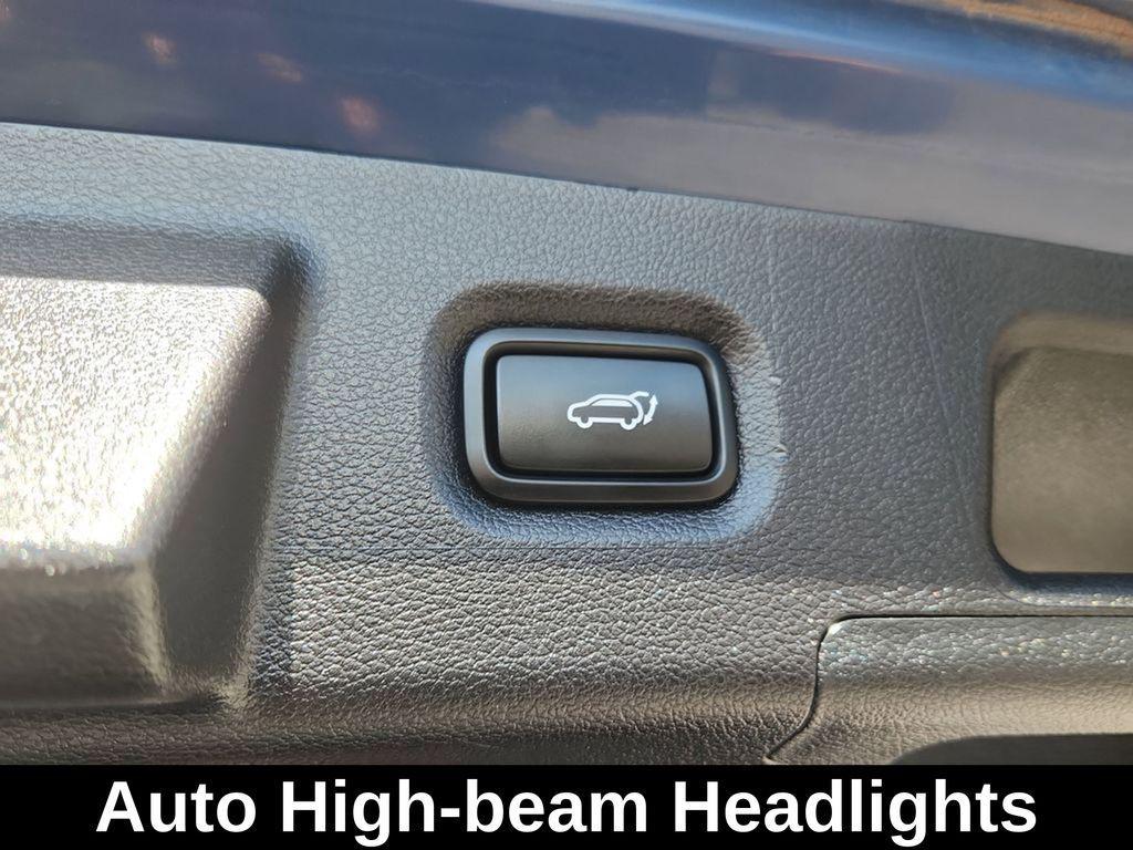 used 2023 Hyundai Santa Fe car, priced at $28,100