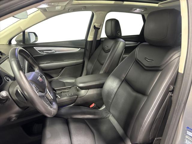used 2017 Cadillac XT5 car, priced at $18,400