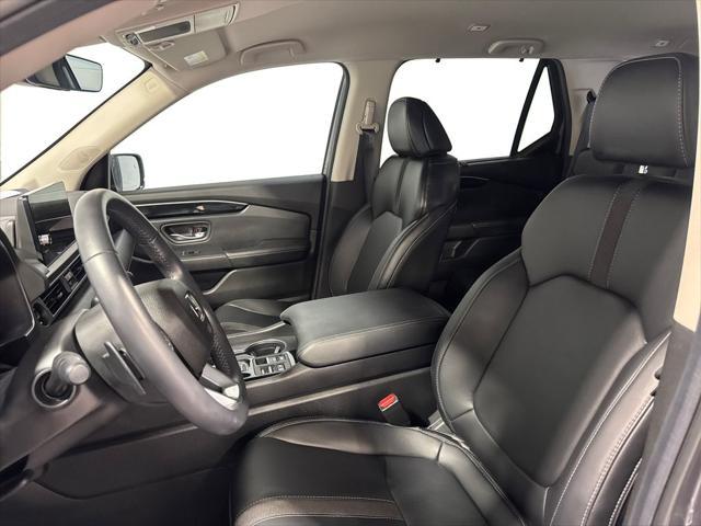 used 2025 Honda Pilot car, priced at $46,788