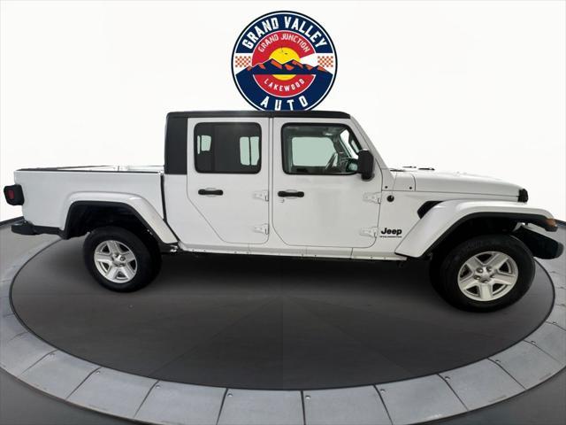 used 2023 Jeep Gladiator car, priced at $27,999