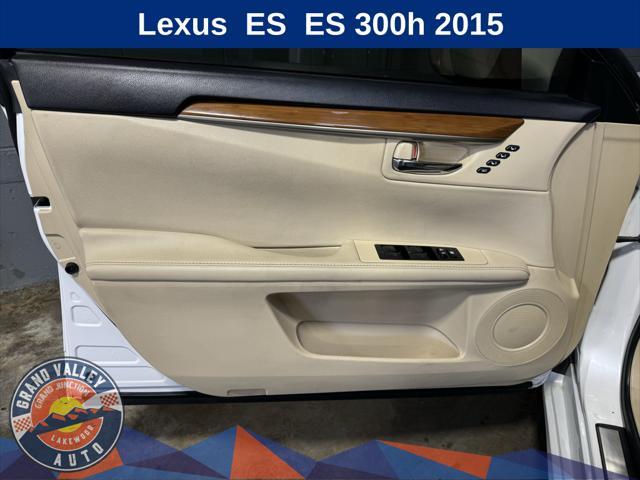 used 2015 Lexus ES 300h car, priced at $19,888
