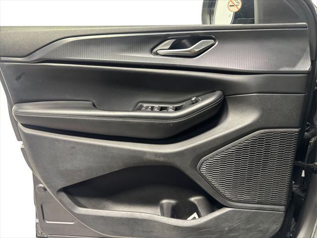 used 2023 Jeep Grand Cherokee L car, priced at $26,488
