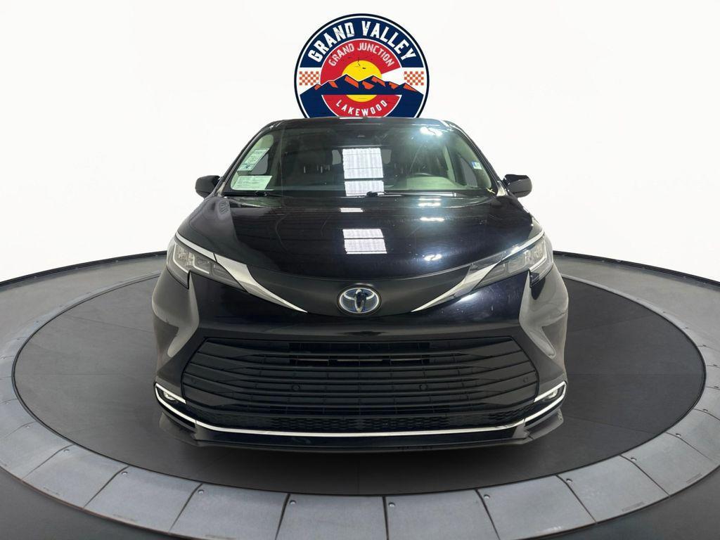 used 2023 Toyota Sienna car, priced at $41,488