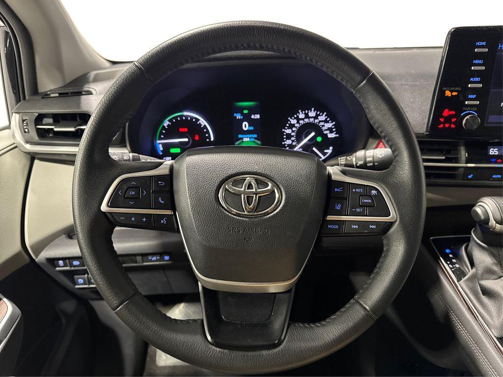 used 2023 Toyota Sienna car, priced at $41,488