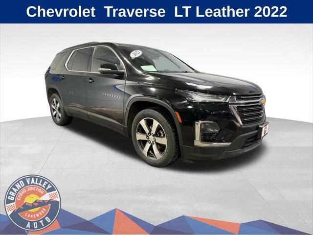 used 2022 Chevrolet Traverse car, priced at $30,400