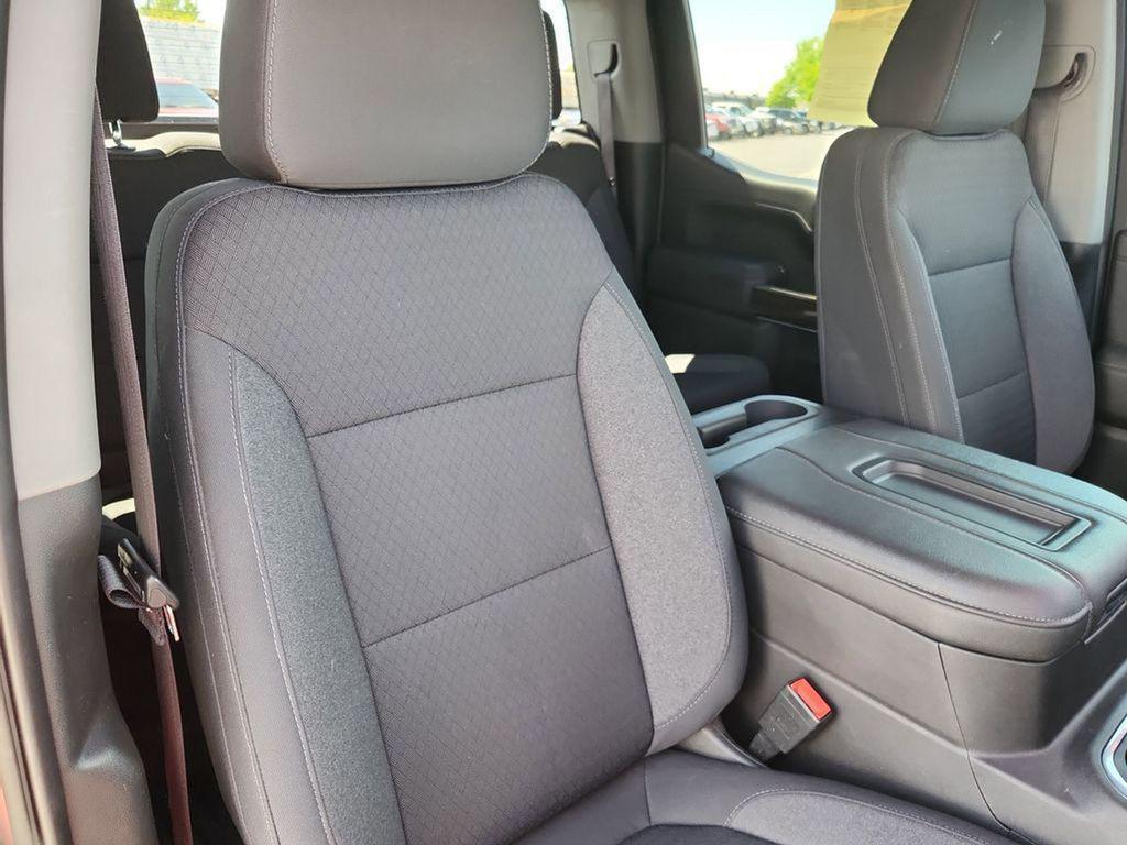 used 2022 Chevrolet Silverado 1500 car, priced at $40,688