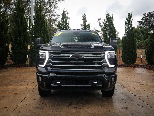 used 2024 Chevrolet Silverado 2500 car, priced at $76,057