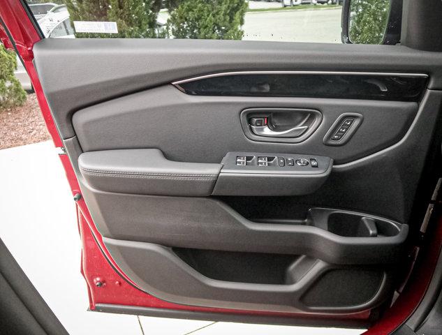 new 2025 Honda Pilot car, priced at $47,505