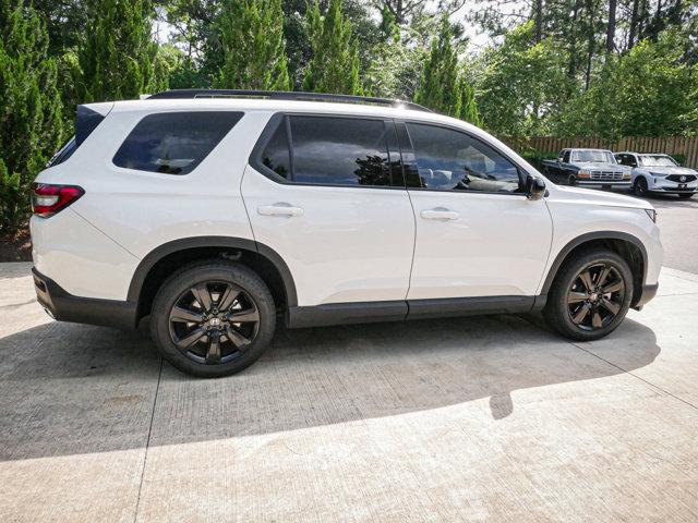 used 2025 Honda Pilot car, priced at $52,374