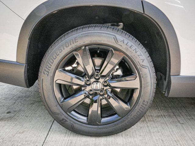used 2025 Honda Pilot car, priced at $52,374