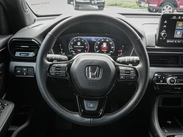 used 2025 Honda Pilot car, priced at $52,374