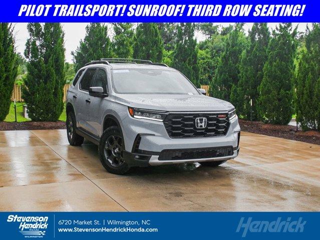 used 2025 Honda Pilot car, priced at $50,341