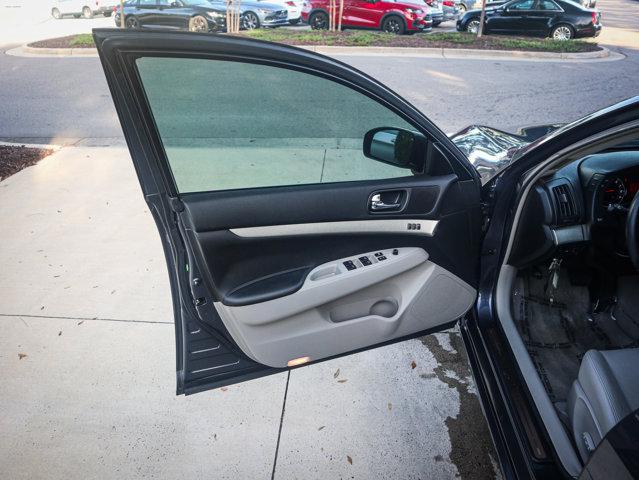 used 2007 INFINITI G35 car, priced at $13,500