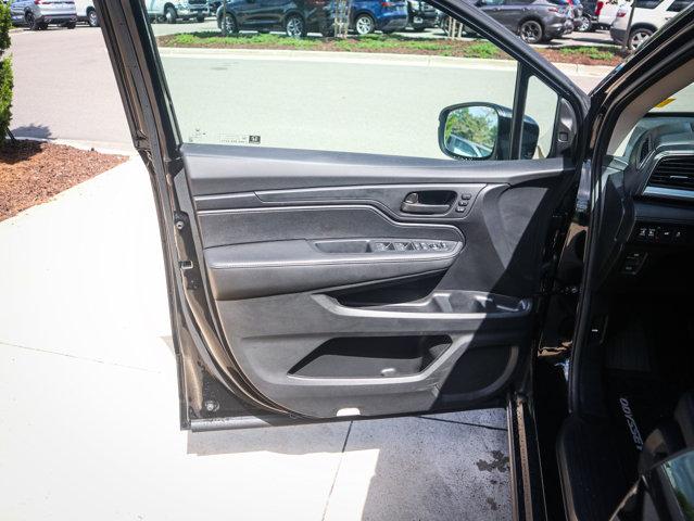 used 2025 Honda Odyssey car, priced at $43,299