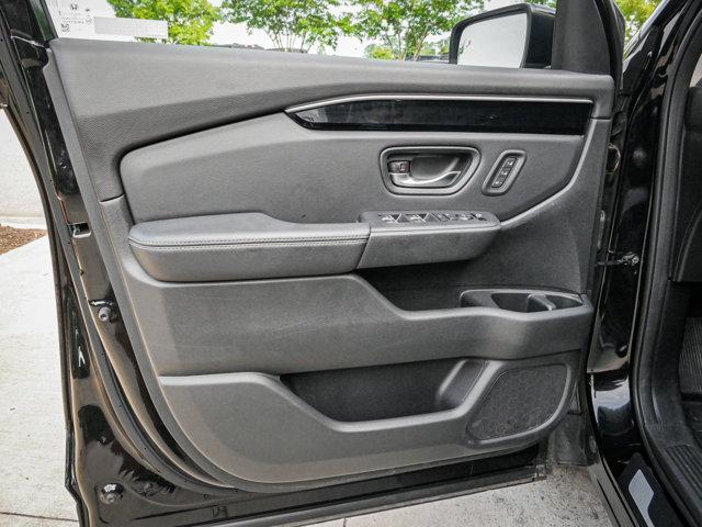 used 2024 Honda Pilot car, priced at $42,076
