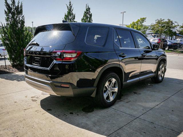 new 2025 Honda Pilot car, priced at $45,625