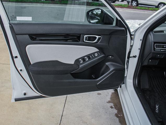 new 2025 Honda Civic Hybrid car, priced at $30,555