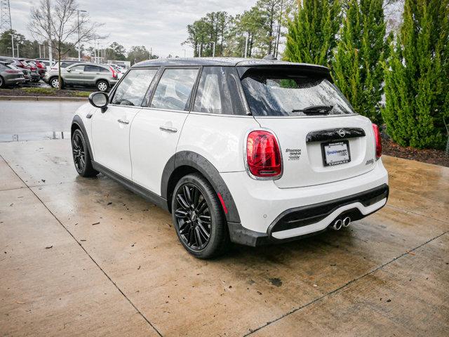 used 2023 MINI Hardtop car, priced at $28,444