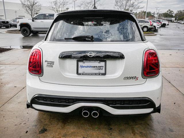 used 2023 MINI Hardtop car, priced at $28,444