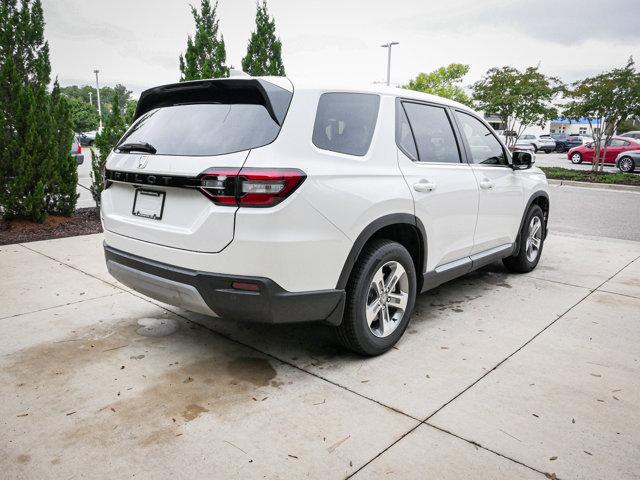 new 2025 Honda Pilot car, priced at $47,550